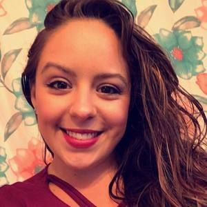 Meet your Posher, Cassandra